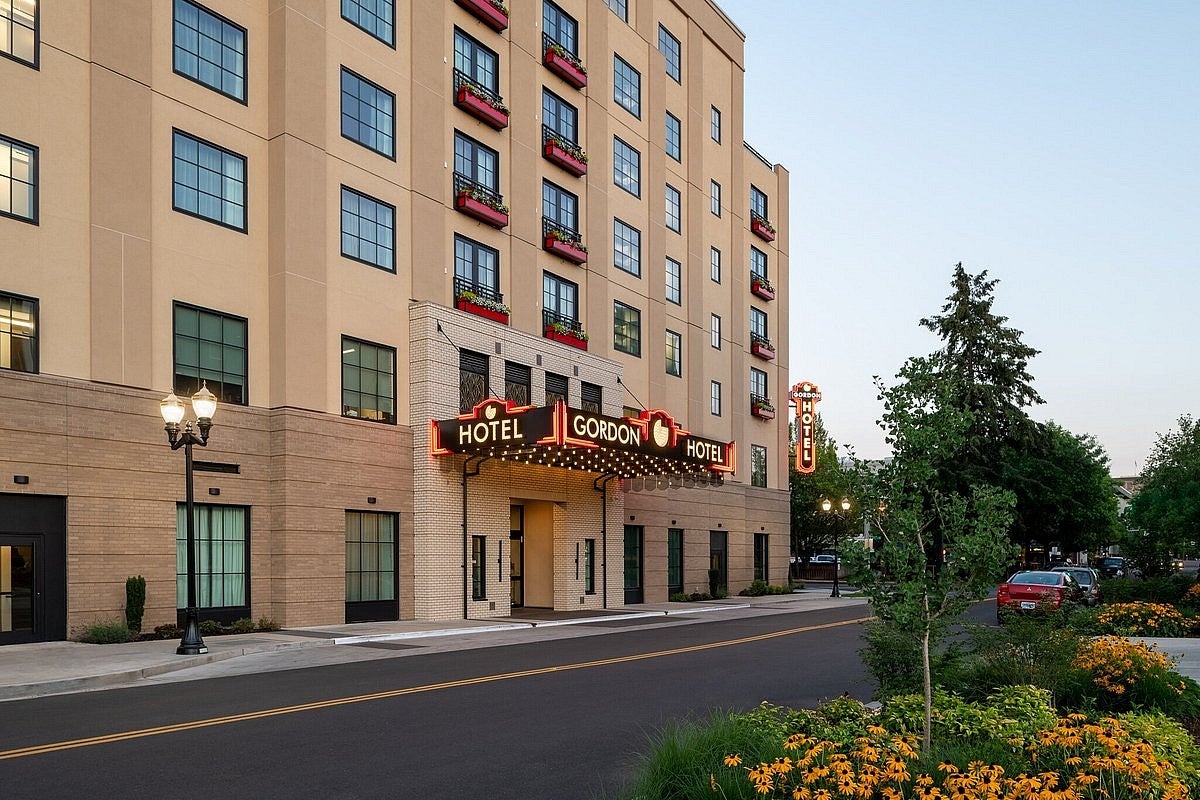 The Gordon Hotel exterior