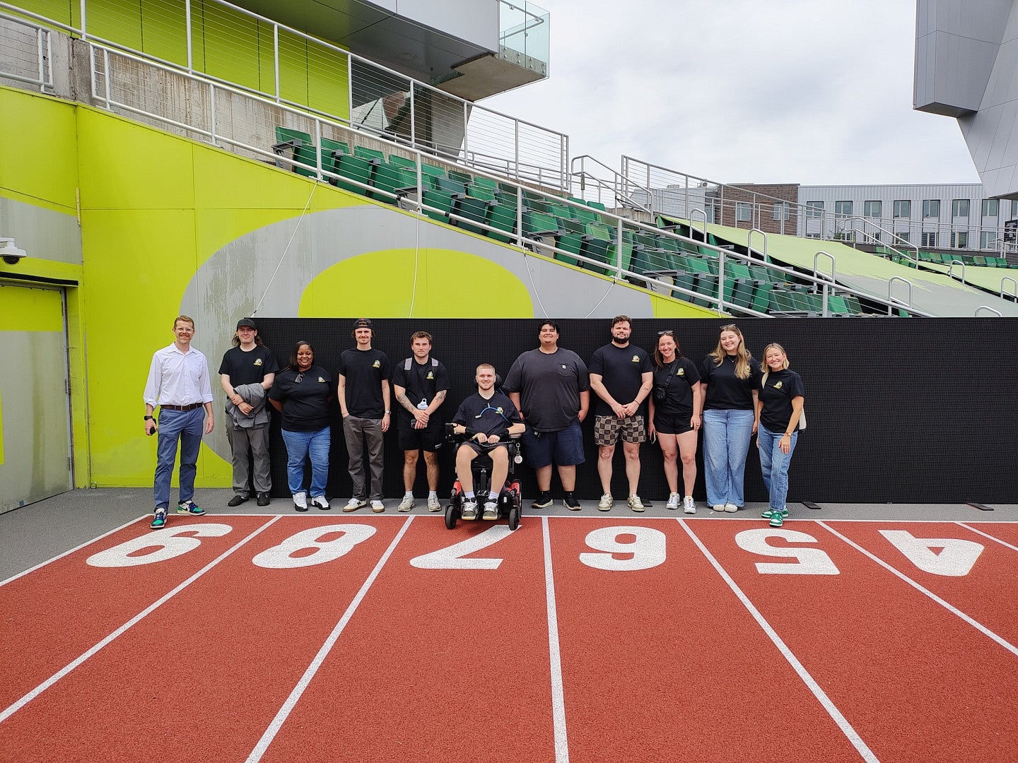Students on the starting line at Hayward Field track