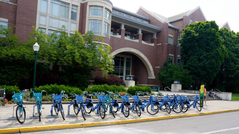 bicycles parked in front of the William W. Knight law center