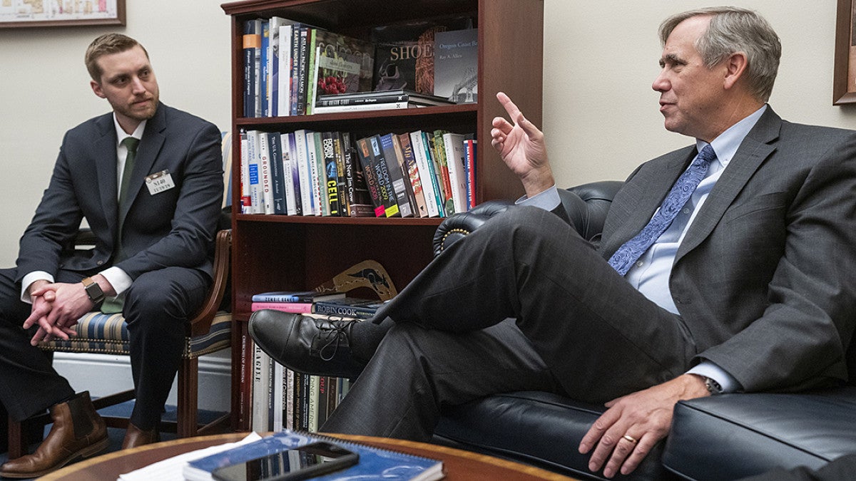 Sen. Merkley speaking with UO law students in DC