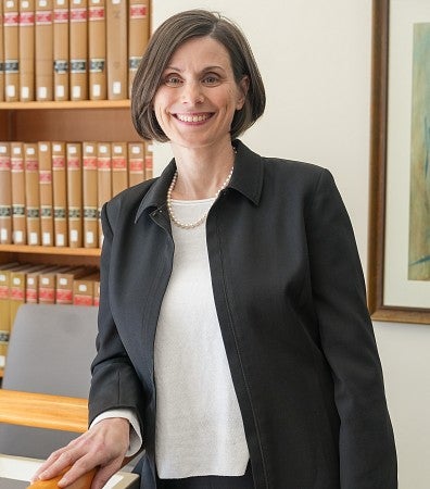 Dean Jennifer W. Reynolds Headshot