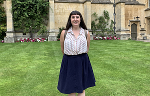 Sabrina Kaufelt, JD/CRES '22 in Oxford UK